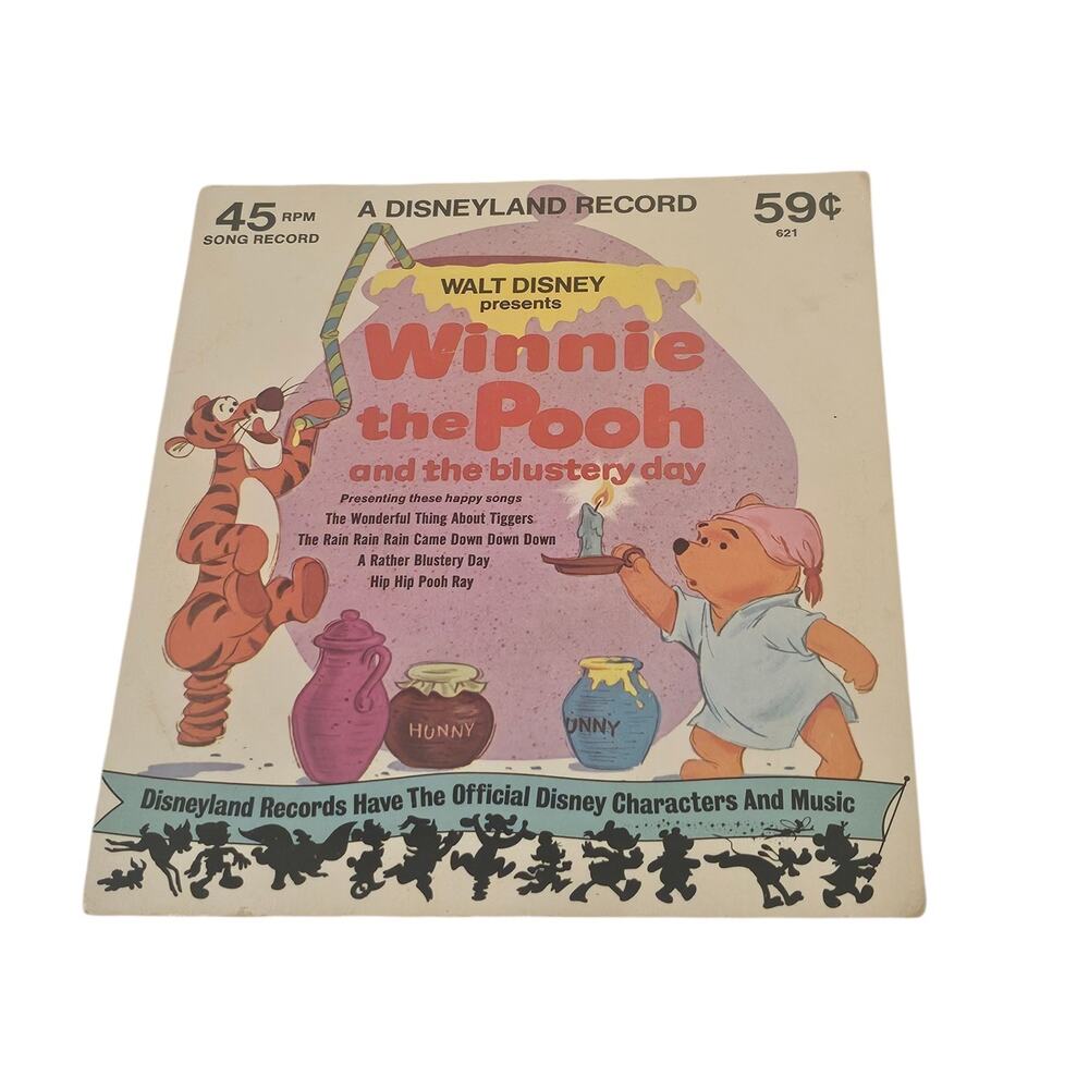 45 rpm Disney WINNIE the POOH & Blustery Day - Disneyland Records 1975